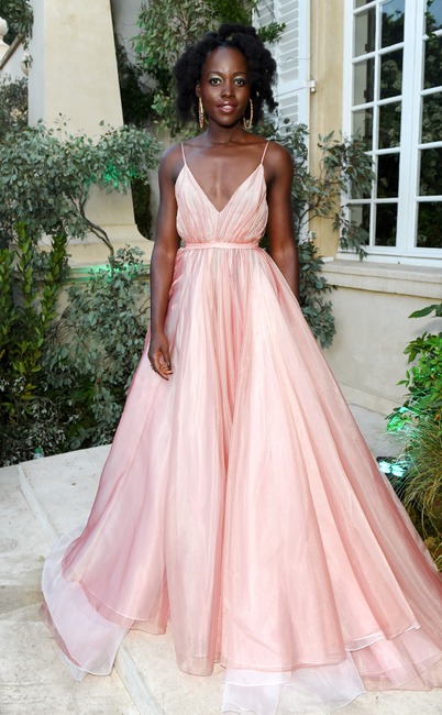ESC: Lupita Nyong'o, Best Looks